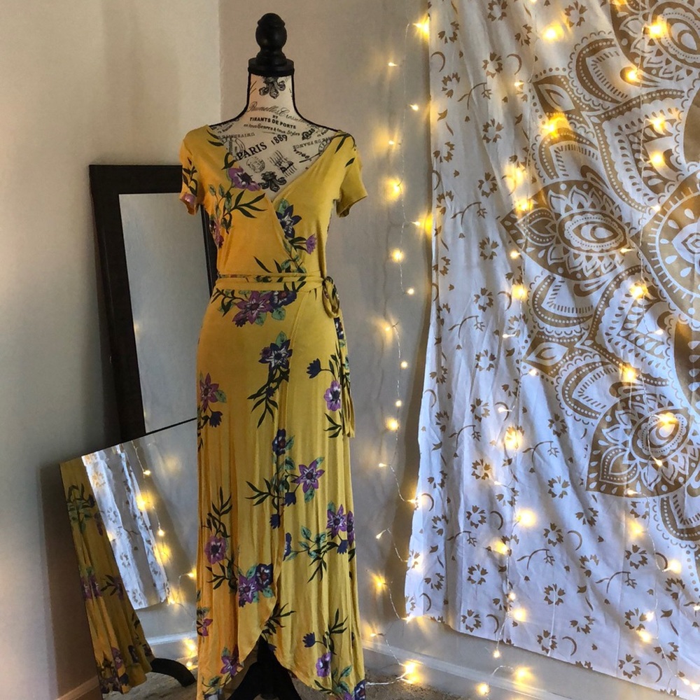 Floral print dress 🌹NOT FOR SALE 💕